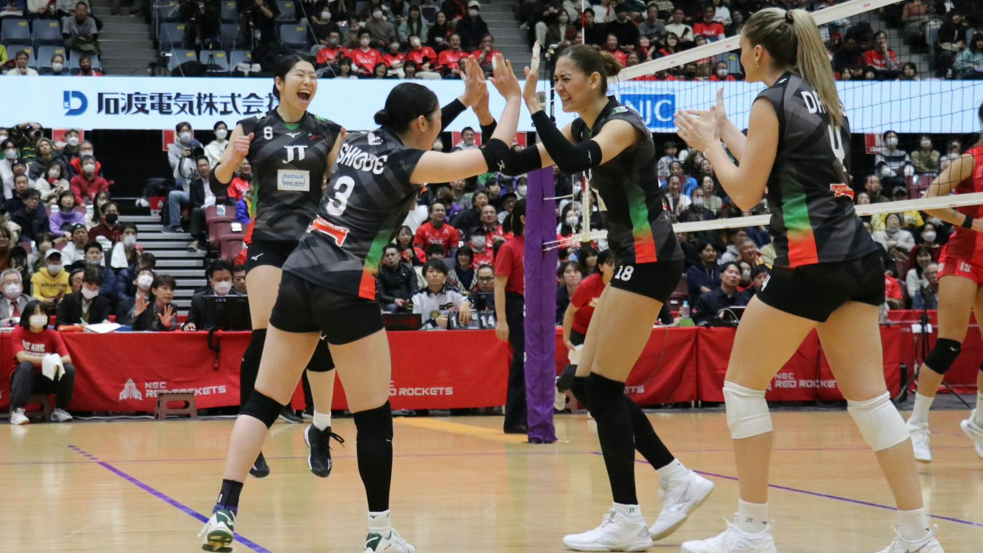 Jaja records 400th career block as JT Marvelous extend V1 win streak to 15 games